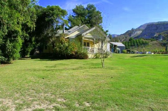 Santa Paula Home